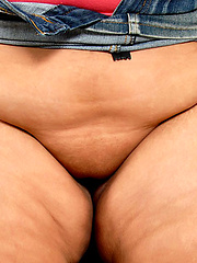 Chubby Asian shows her big fat ass