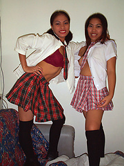Wild young Filipina babe is horny after school