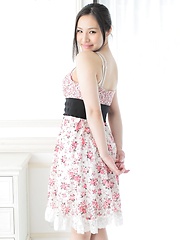 Hot japanese girl Nanami Kinomoto posing