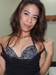 Horny Asian beach girl bares tits ass and pussy for tourist cam