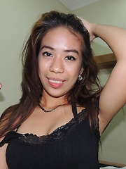 Horny Asian beach girl bares tits ass and pussy for tourist cam