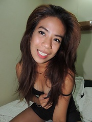 Horny Asian beach girl bares tits ass and pussy for tourist cam