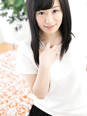 Sweet japanese beauty Yui Kyono